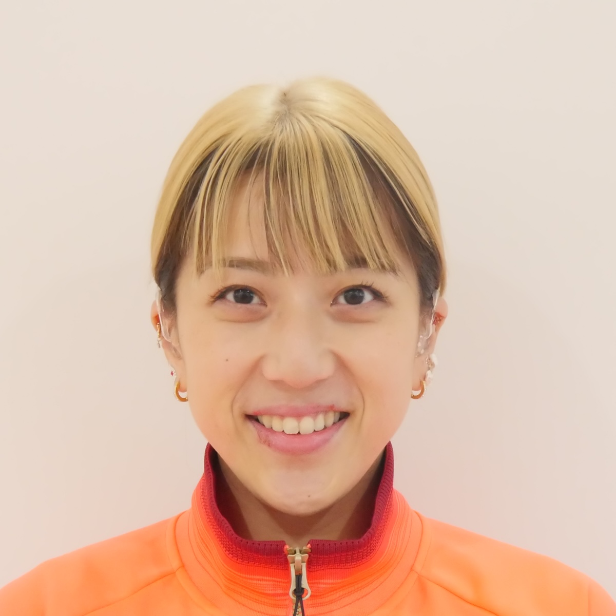  亀澤 理穂 さん