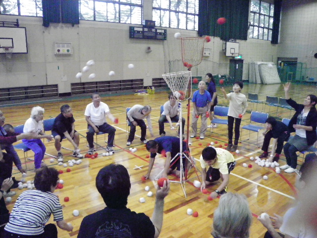 レクリエーション教室より ・・・今月は運動会 IMGP7187 - レクリエーション教室より ・・・今月は運動会